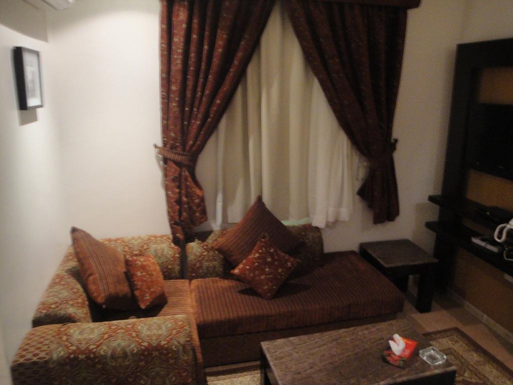 Jenan Al Malaz Hotel Apartments Riade Quarto foto
